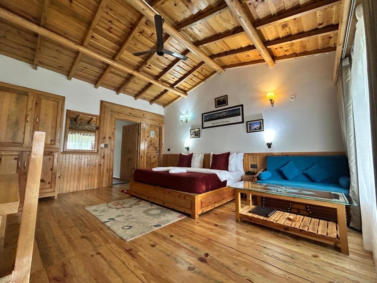 אלמורה Kasar Himalaya Holiday Resort, Binsar Rd מראה חיצוני תמונה