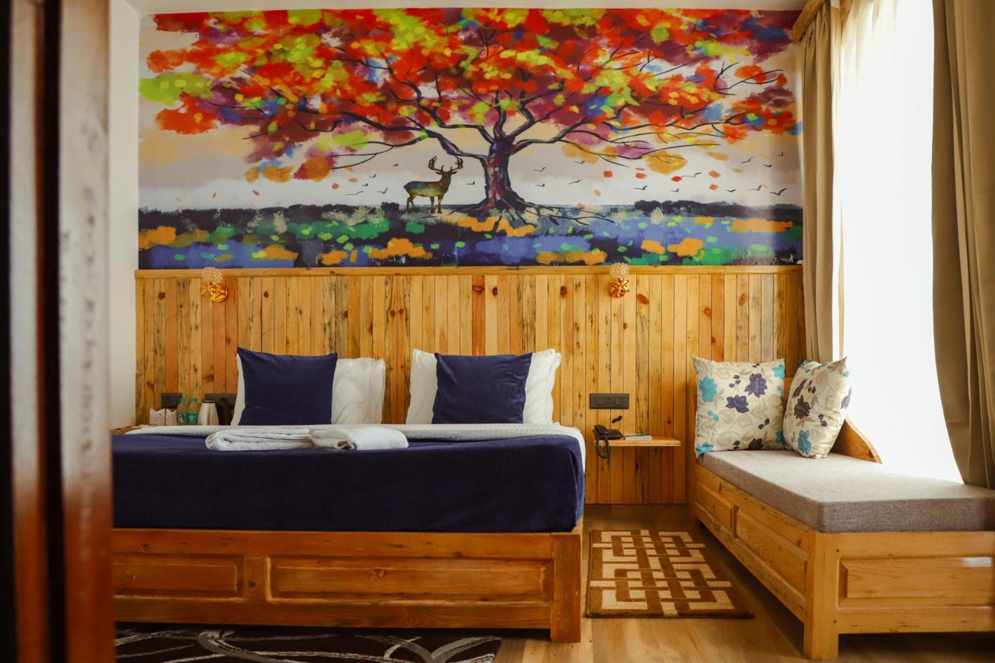 אלמורה Kasar Himalaya Holiday Resort, Binsar Rd מראה חיצוני תמונה