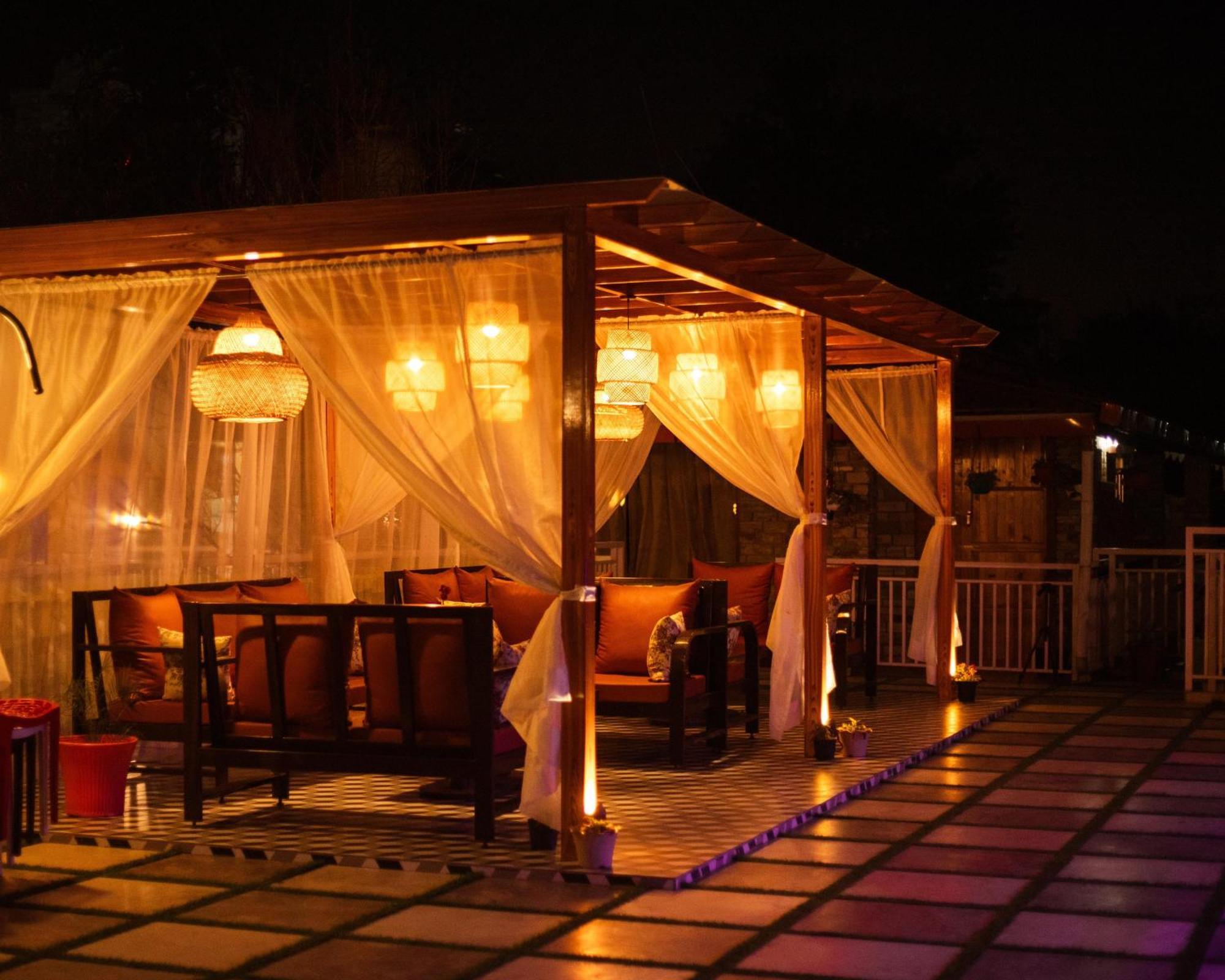 אלמורה Kasar Himalaya Holiday Resort, Binsar Rd מראה חיצוני תמונה