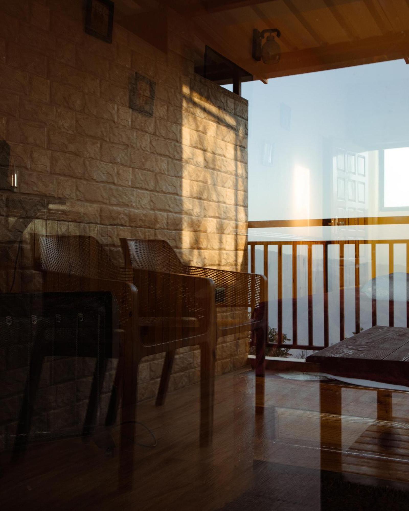 אלמורה Kasar Himalaya Holiday Resort, Binsar Rd מראה חיצוני תמונה